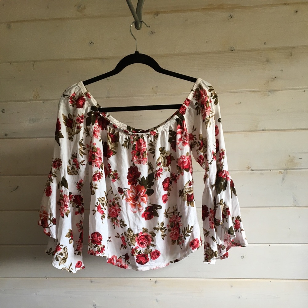 Streetwear Society Floral Off the Shoulder Crop